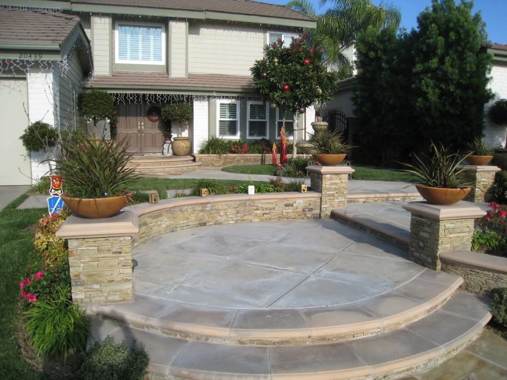 Front Yard Question (Huntsville real estate, houses, landscaping