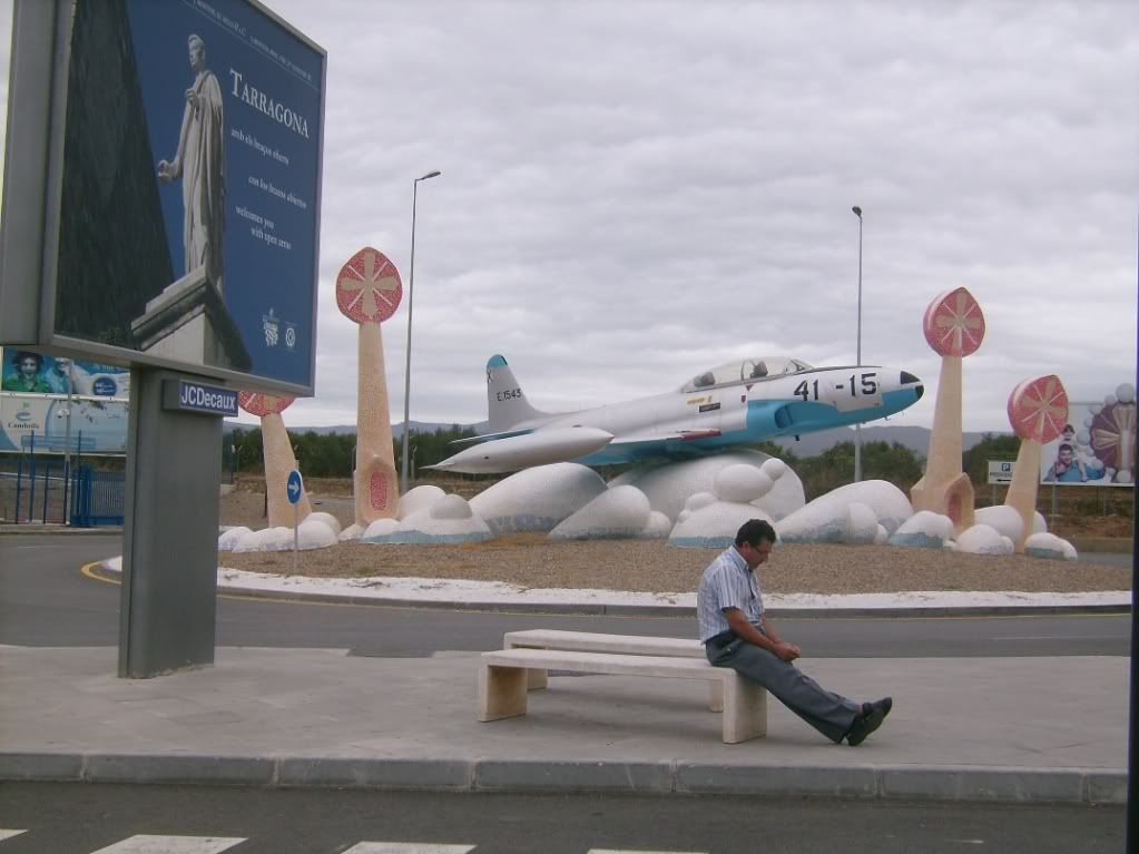 reus airport from bus stop view, reus airport