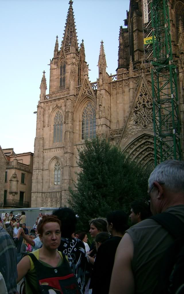 barcelona attractions, barcelona city tour, las ramblas barcelona, barcelona cathedral, tourists barcelona information