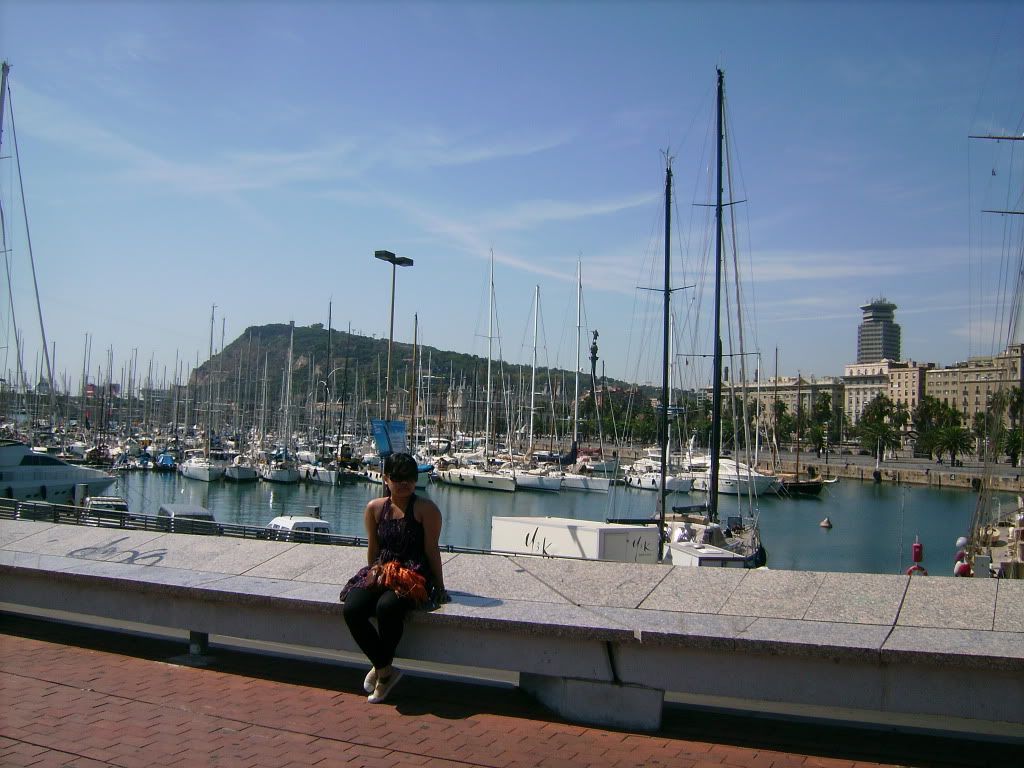 marina port vell, marina port vell barcelona photos, barcelona attraction, spain attractions