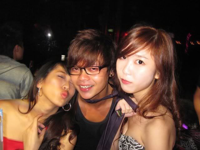 27182_369067529700_818659700_340326.jpg picture by PangCheng